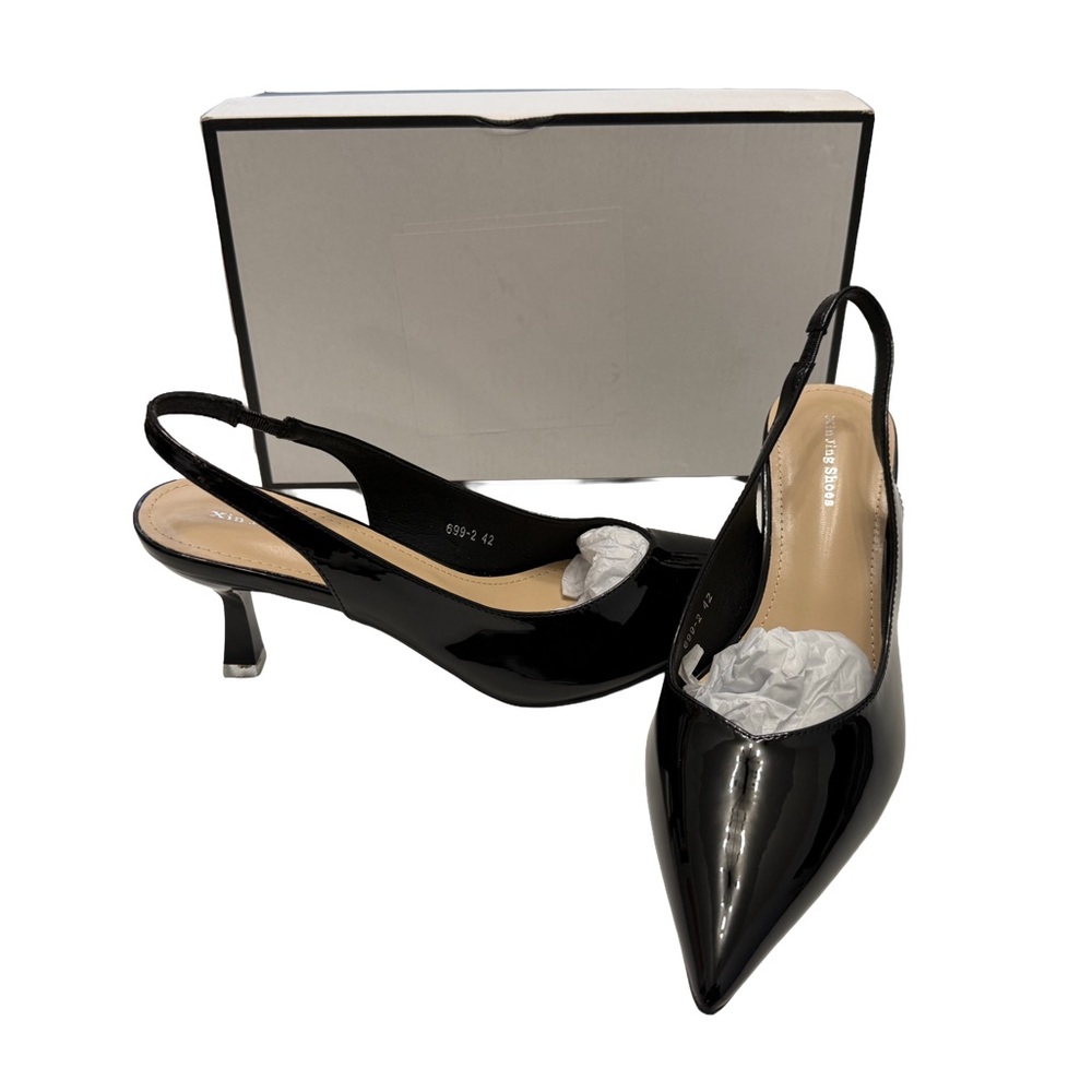 NWT Glossy Black Slingback Heels